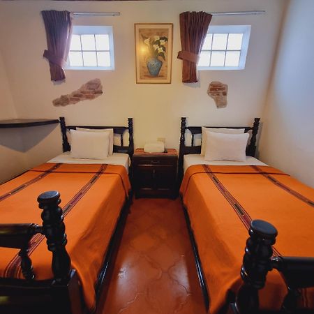 Отель La Quinta Santa Lucia Антигуа-Гватемала Экстерьер фото