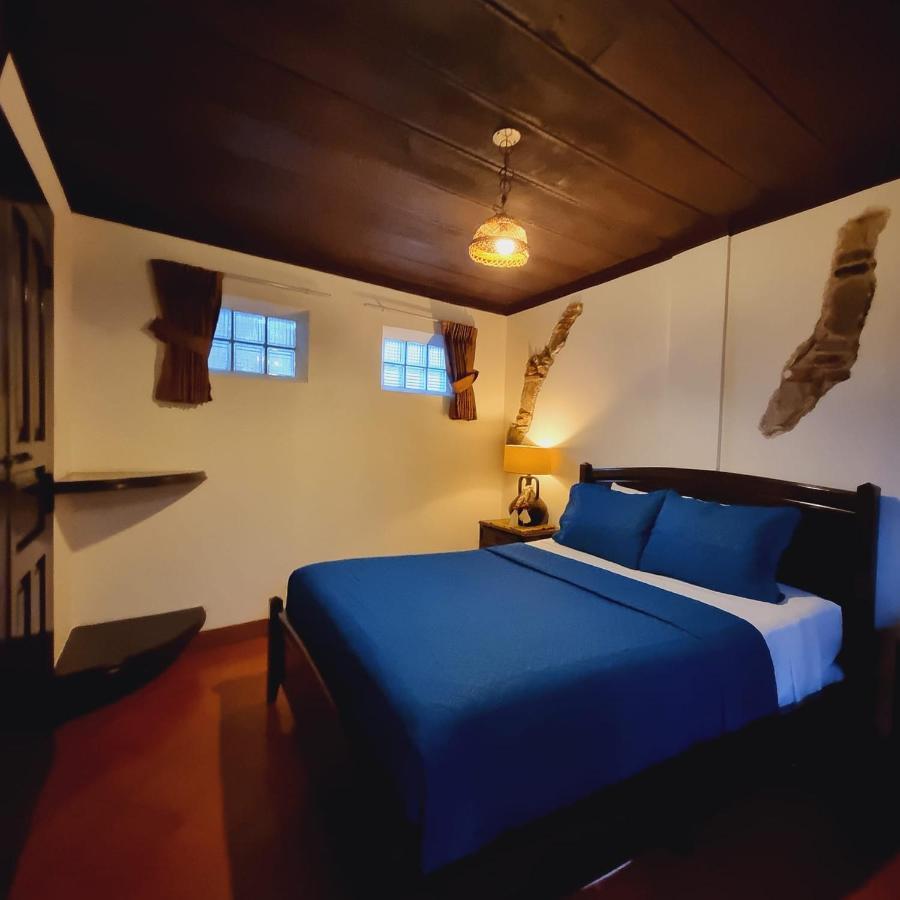 Отель La Quinta Santa Lucia Антигуа-Гватемала Экстерьер фото