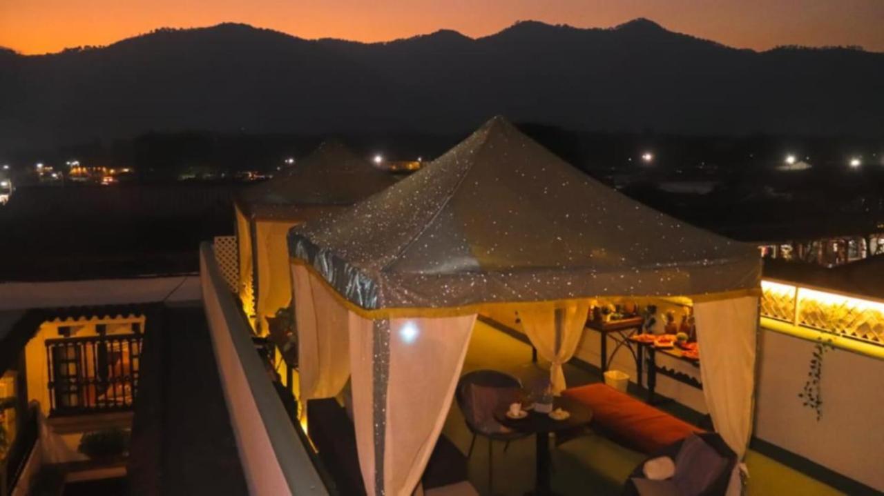 Отель La Quinta Santa Lucia Антигуа-Гватемала Экстерьер фото