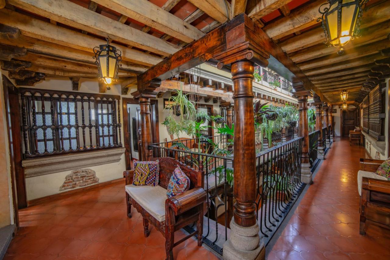 Отель La Quinta Santa Lucia Антигуа-Гватемала Экстерьер фото